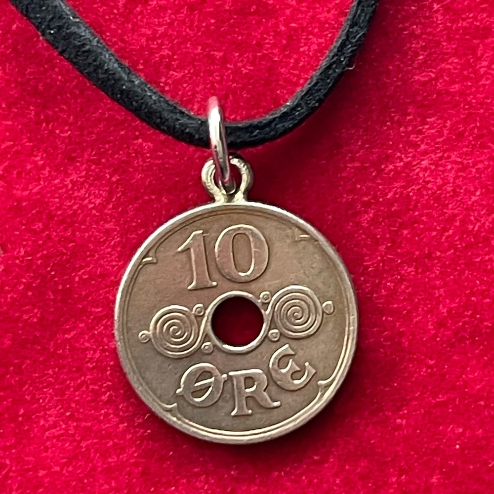 Vintage Danmark Coin Pendant Necklace